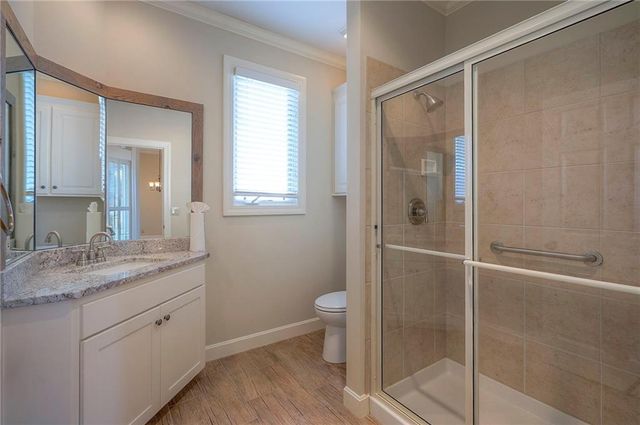 12549 Connell Drive, Overland Park, KS 66213