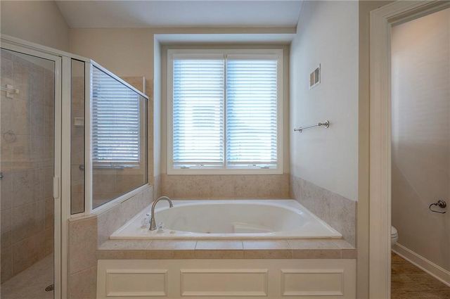 12549 Connell Drive, Overland Park, KS 66213