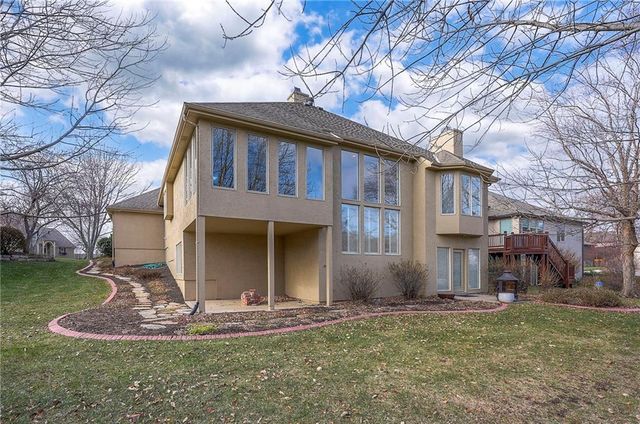 12549 Connell Drive, Overland Park, KS 66213