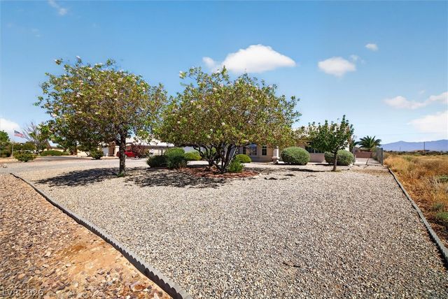 680 East Jaybird Street, Pahrump, NV 89048