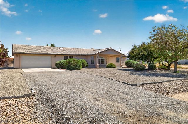 680 East Jaybird Street, Pahrump, NV 89048