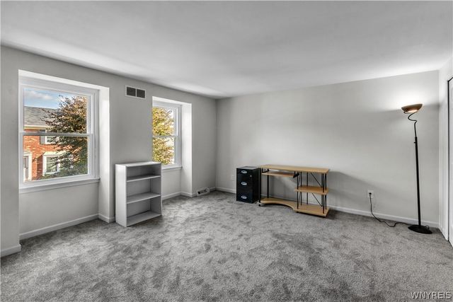 25 Oakbrook Drive C, Amherst, NY 14221