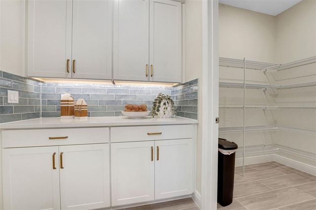 981 FIESTA KEY CIRCLE, Lady Lake, FL 32159