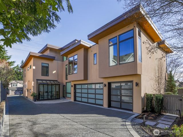 719 99th Avenue NE, Bellevue, WA 98004