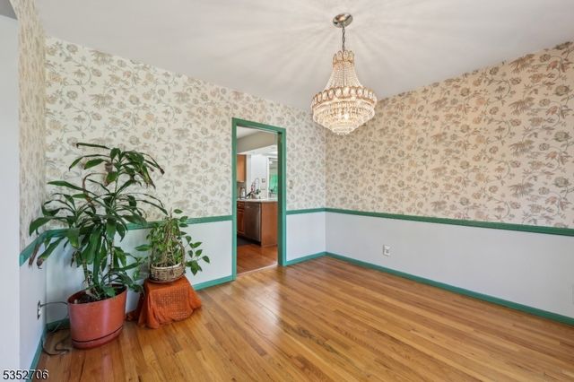 34 Brian Rd, West Caldwell Twp., NJ 07006