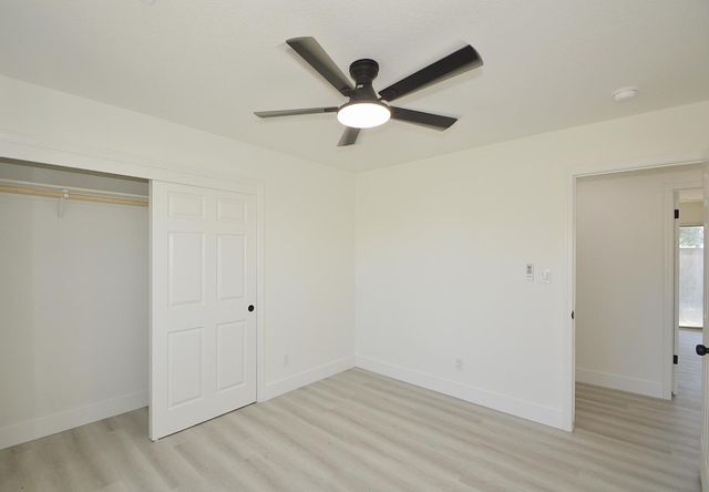 4952 E Huntington Avenue, Fresno, CA 93727