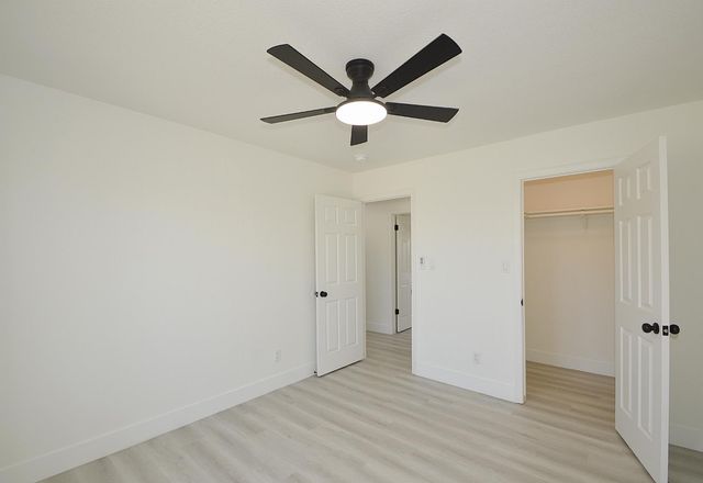 4952 E Huntington Avenue, Fresno, CA 93727