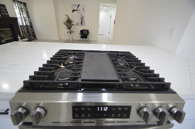 4952 E Huntington Avenue, Fresno, CA 93727