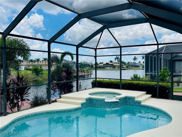 4114 SW 22nd CT, Cape Coral, FL 33914