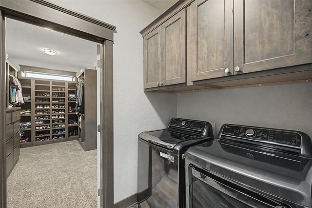2205 NE Heritage Drive, Grimes, IA 50111