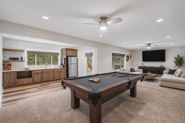 2205 NE Heritage Drive, Grimes, IA 50111