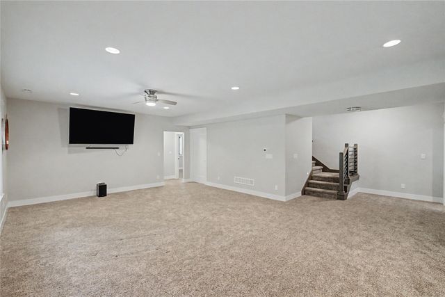 2205 NE Heritage Drive, Grimes, IA 50111
