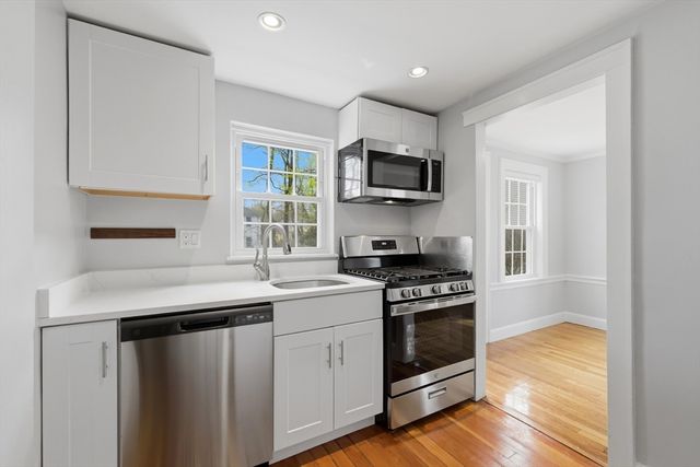 991-993 Massachusetts Ave, Lexington, MA 02420