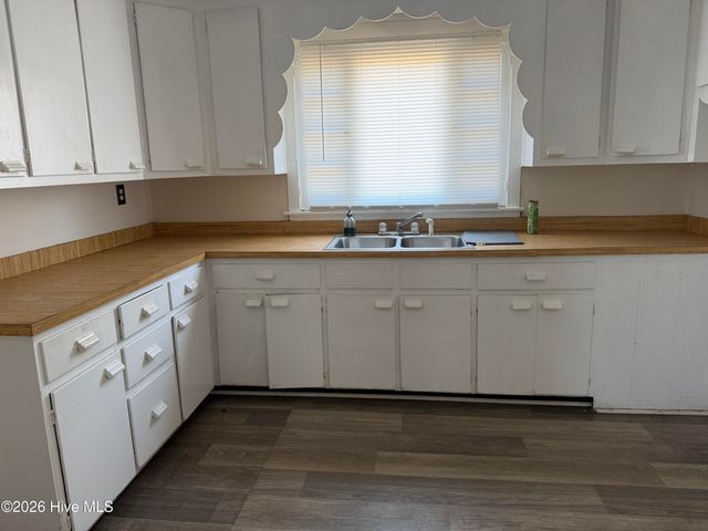 3610 Central Heights Road, Goldsboro, NC 27534