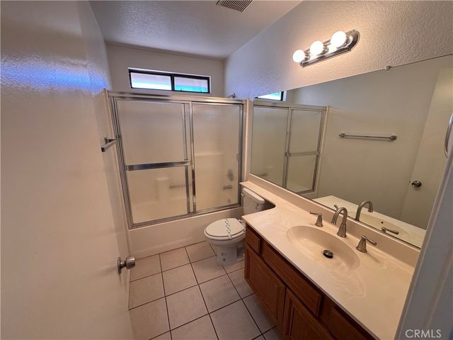 4546 Grandview Drive, Palmdale, CA 93551