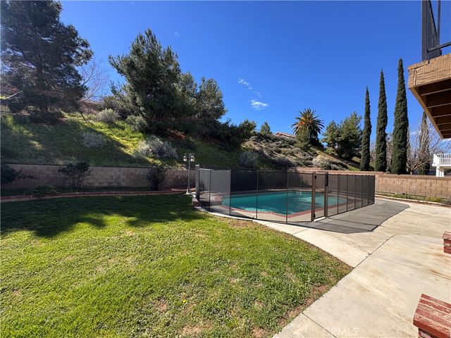 4546 Grandview Drive, Palmdale, CA 93551