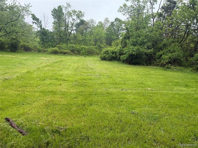 000 Merriman Road, Romulus, MI 48174