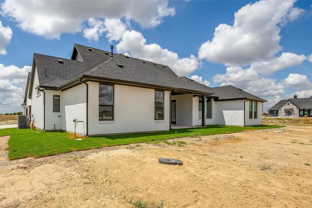 131 Maci Drive, Waxahachie, TX 75167