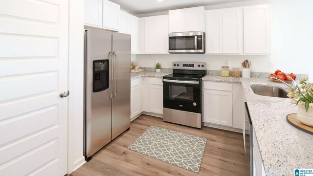 3851 HERITAGE CREST DRIVE, Bessemer, AL 35023