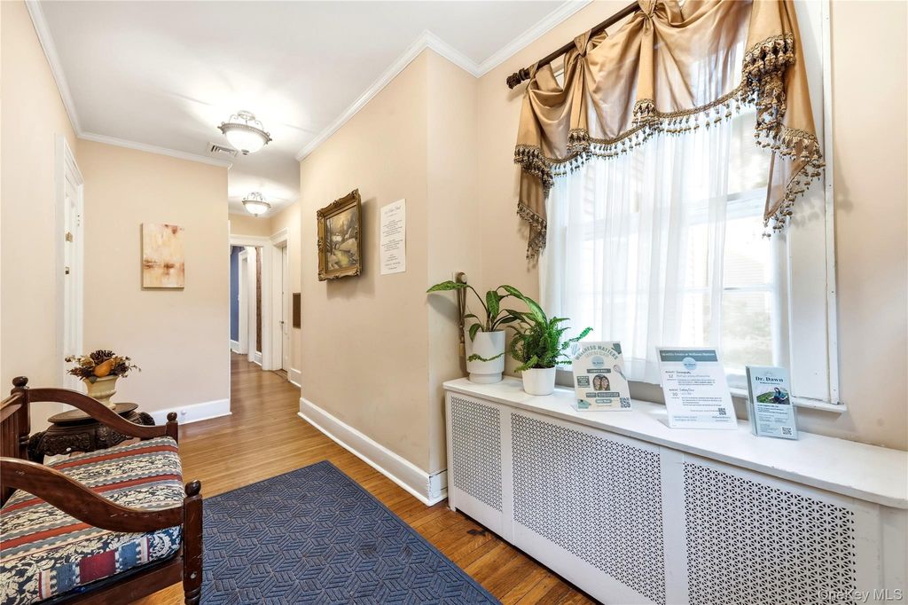 168 Main Street, Huntington, NY 11743 — photo 5