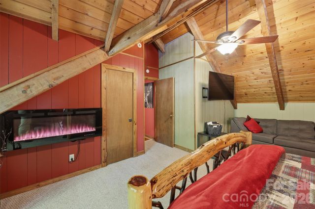 2146 Nc Highway 194 Highway N, Boone, NC 28607