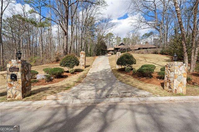2856 JAN Drive, Douglasville, GA 30135