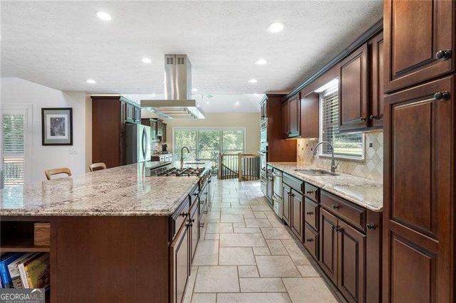 2856 JAN Drive, Douglasville, GA 30135