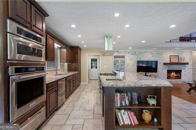 2856 JAN Drive, Douglasville, GA 30135