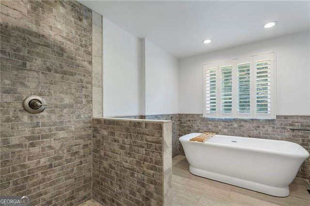 2856 JAN Drive, Douglasville, GA 30135