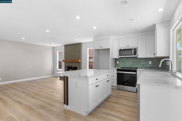 1229 Jensen Dr, Pittsburg, CA 94565