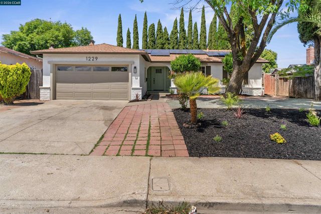 1229 Jensen Dr, Pittsburg, CA 94565