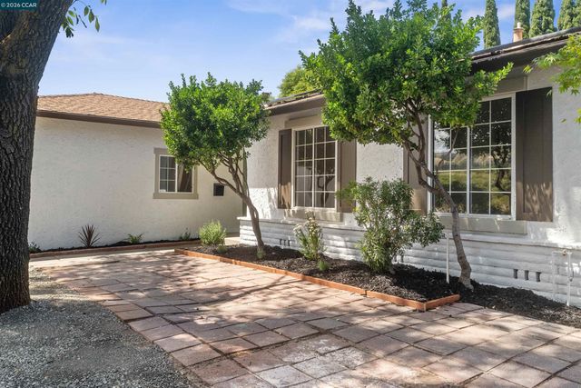 1229 Jensen Dr, Pittsburg, CA 94565