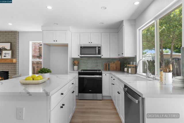1229 Jensen Dr, Pittsburg, CA 94565
