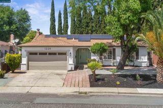 1229 Jensen Dr, Pittsburg, CA 94565