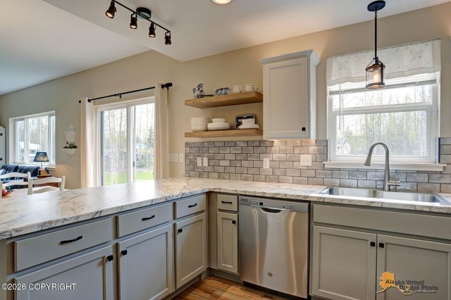 3066 S Lions Circle, Big Lake, AK 99652