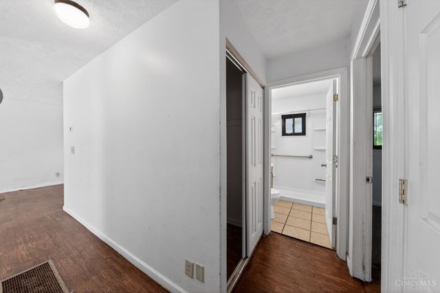 8868 Ebro Court, Cincinnati, OH 45231