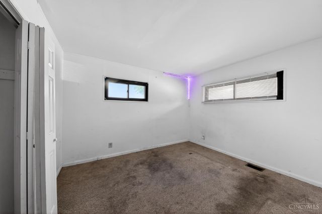 8868 Ebro Court, Cincinnati, OH 45231