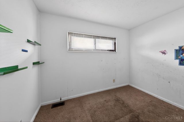 8868 Ebro Court, Cincinnati, OH 45231
