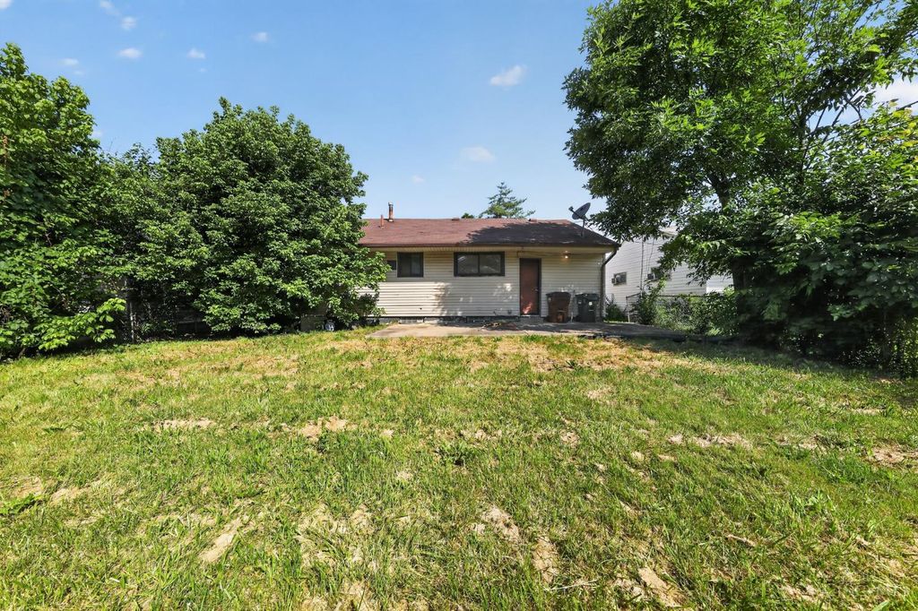 8868 Ebro Court, Cincinnati, OH 45231
