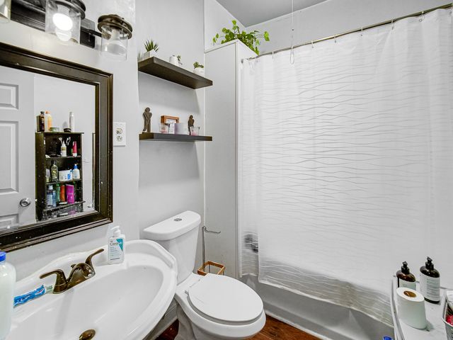 6750 S Peoria Street, Chicago, IL 60621