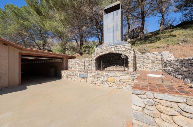 33900 Fabry Road, Soledad, CA 93960