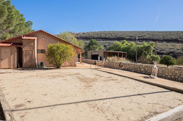 33900 Fabry Road, Soledad, CA 93960