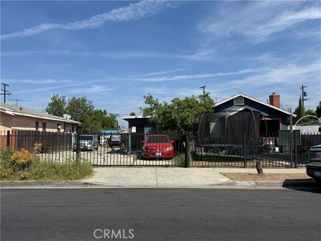 1231 W 104th, Los Angeles, CA 90044