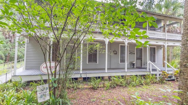 200 PARK STREET, Melrose, FL 32666