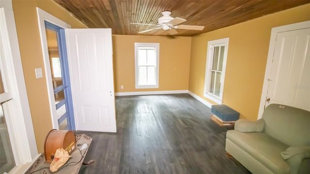 200 PARK STREET, Melrose, FL 32666