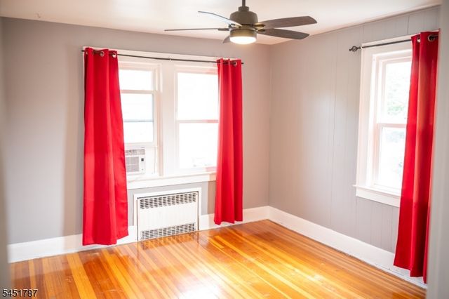40 E Lincoln Ave, Roselle Park Boro, NJ 07204