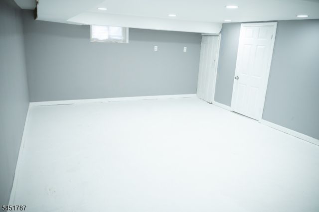40 E Lincoln Ave, Roselle Park Boro, NJ 07204