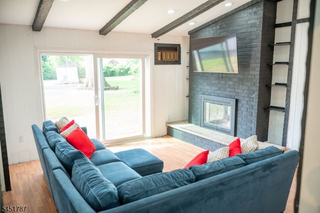 40 E Lincoln Ave, Roselle Park Boro, NJ 07204