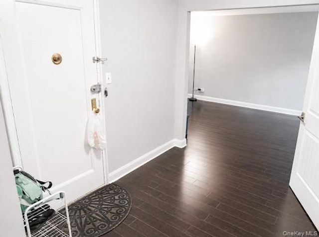 83-83 118th Street 6A, Kew Gardens, NY 11415