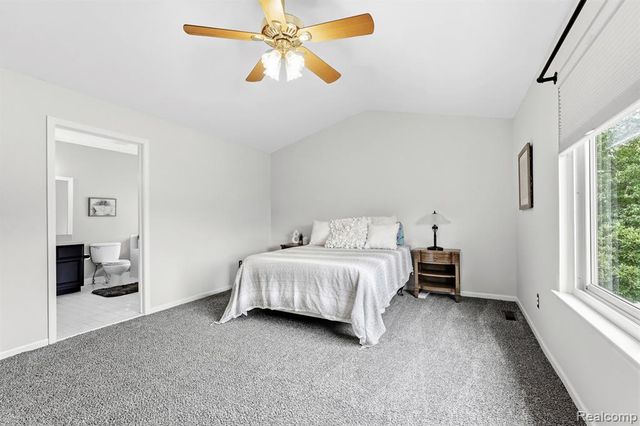 24346 Brentwood Drive, Brownstown, MI 48183